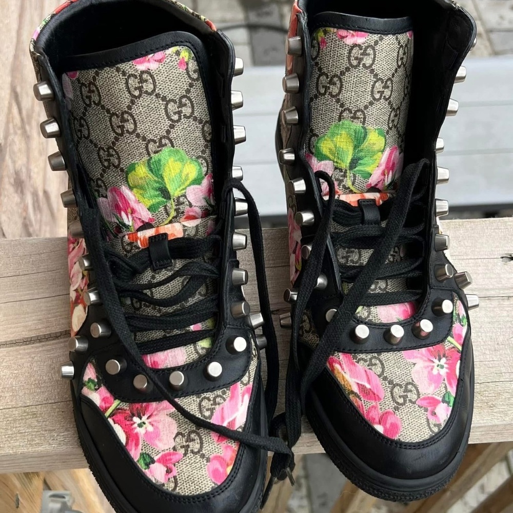 Authentic Gucci Monogram High-Top Sneakers SZ 40
